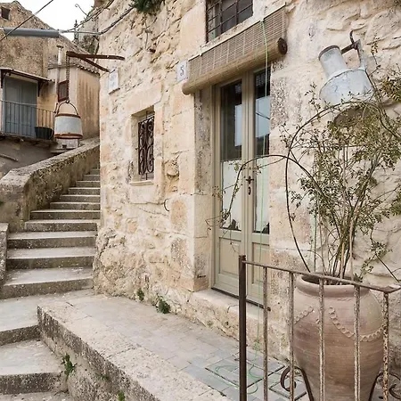 Casa Petra Con Vista Modica